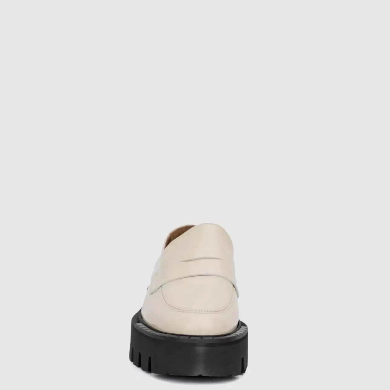 Flats-Aquatalia Alexi Ivory