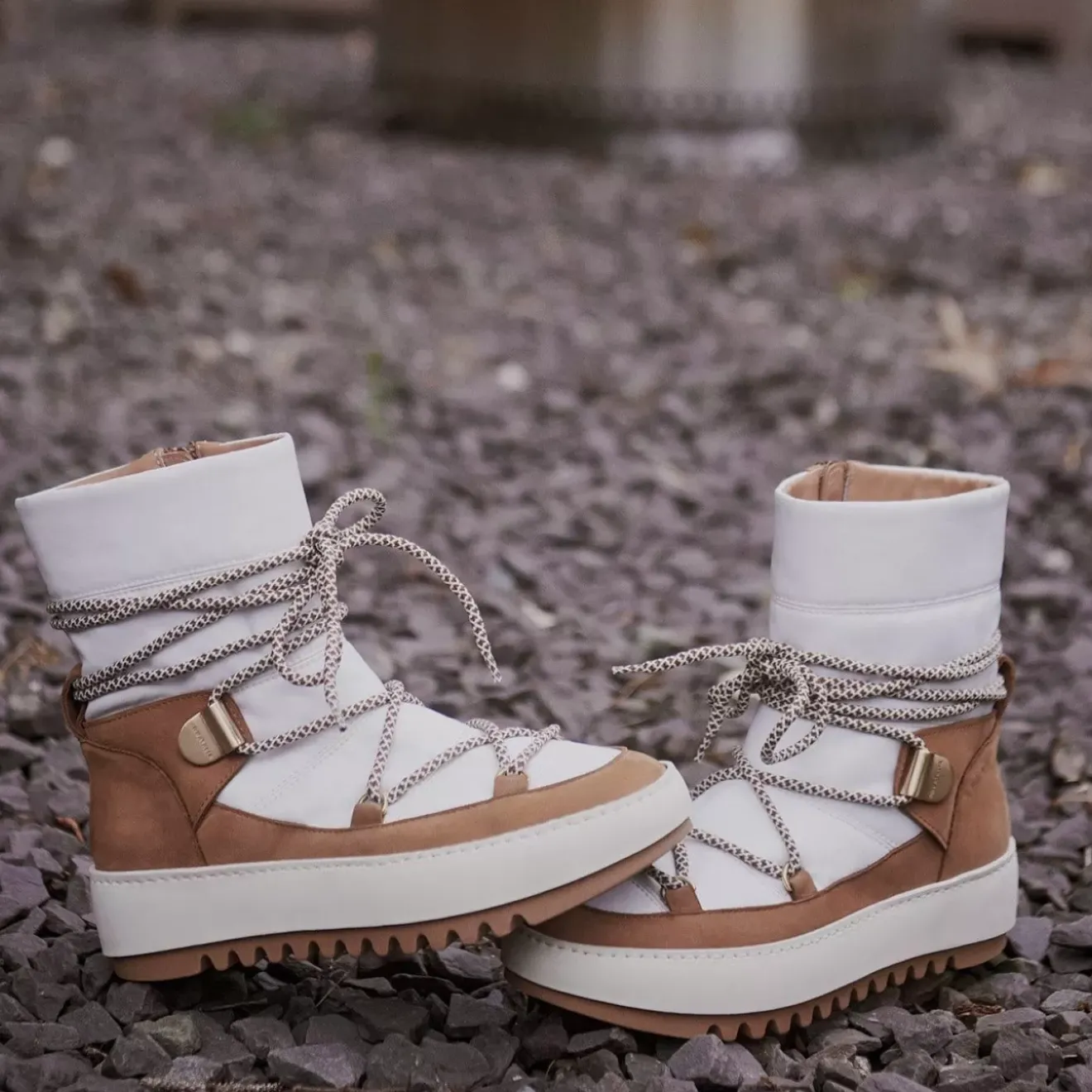 Boots-Aquatalia Amalia Off White/Honey
