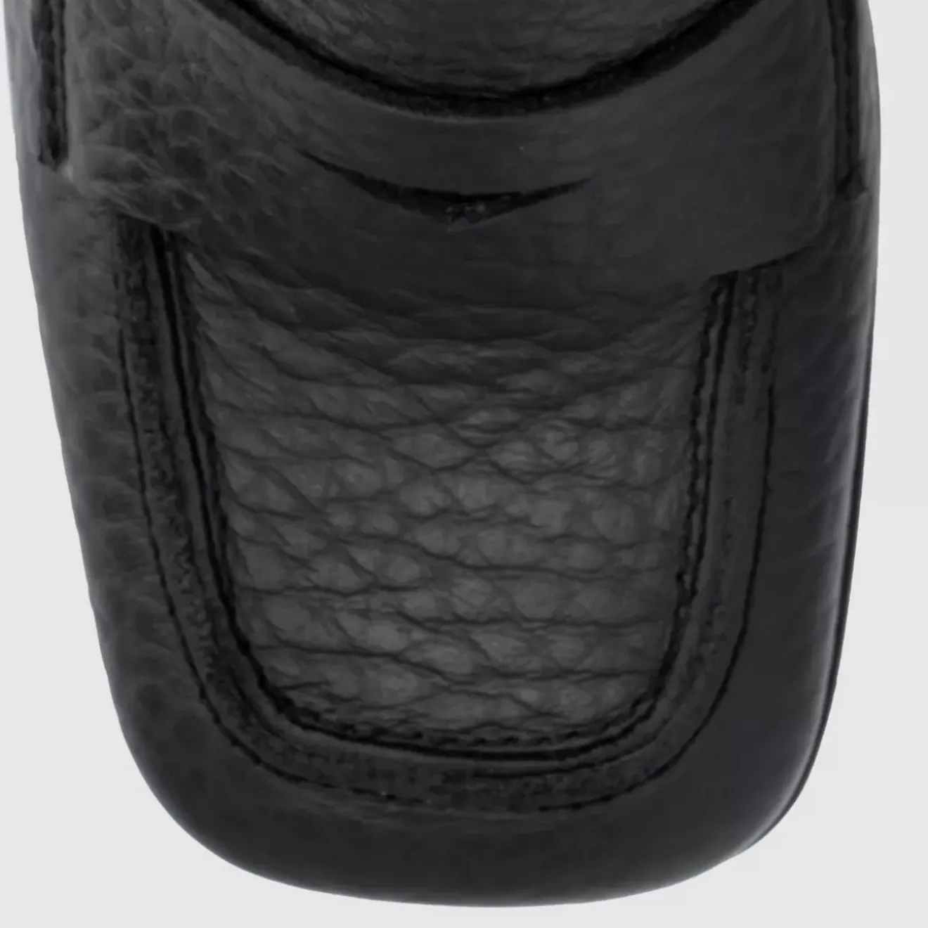 Heels-Aquatalia Carlina Black