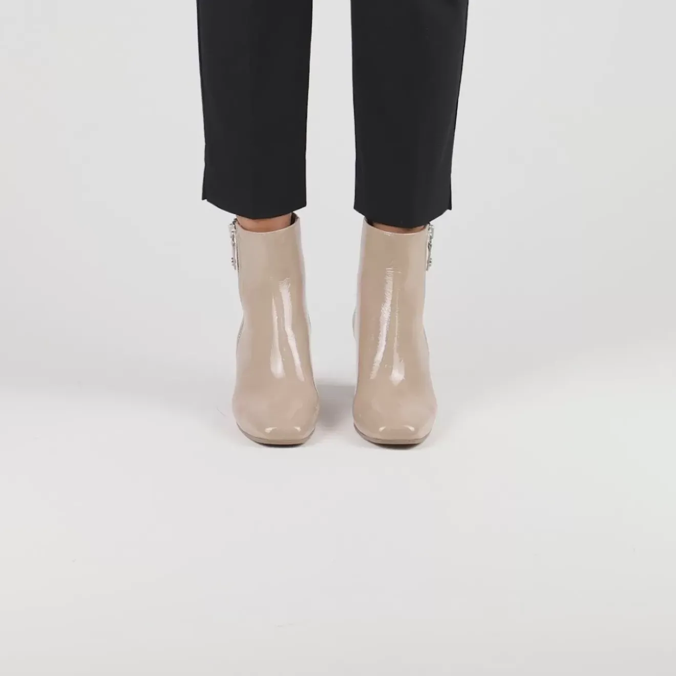 Boots-Aquatalia Delfina Taupe