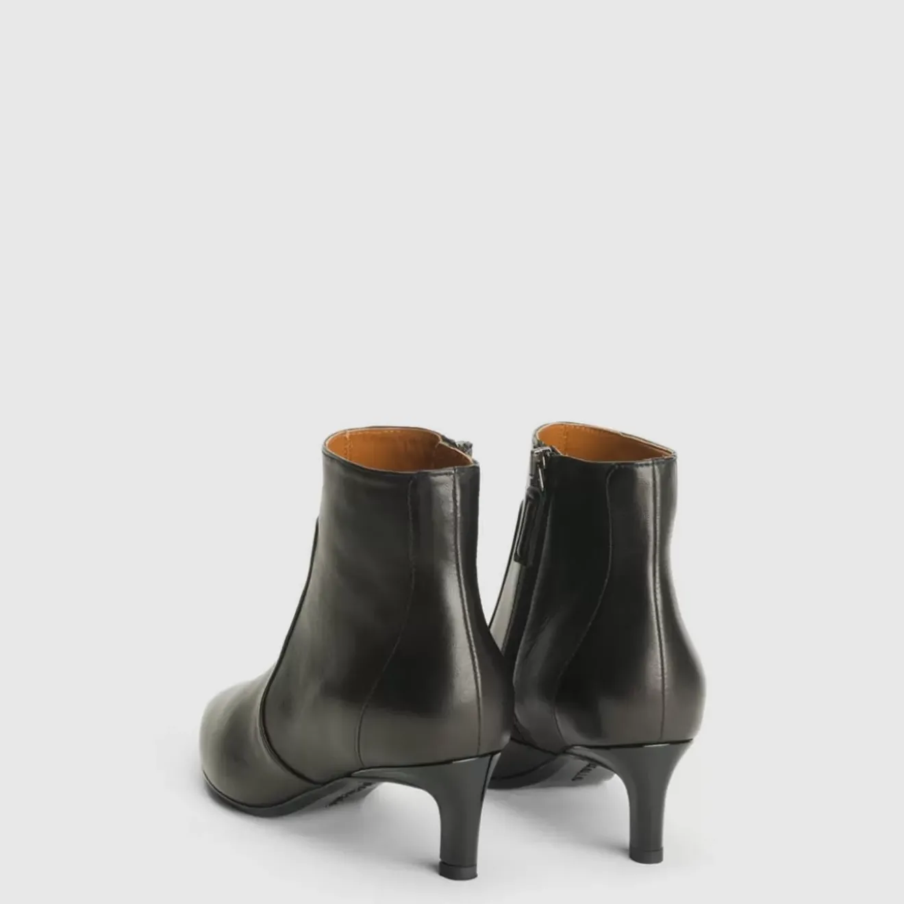 Boots-Aquatalia Marilisa Aq24/7 Black