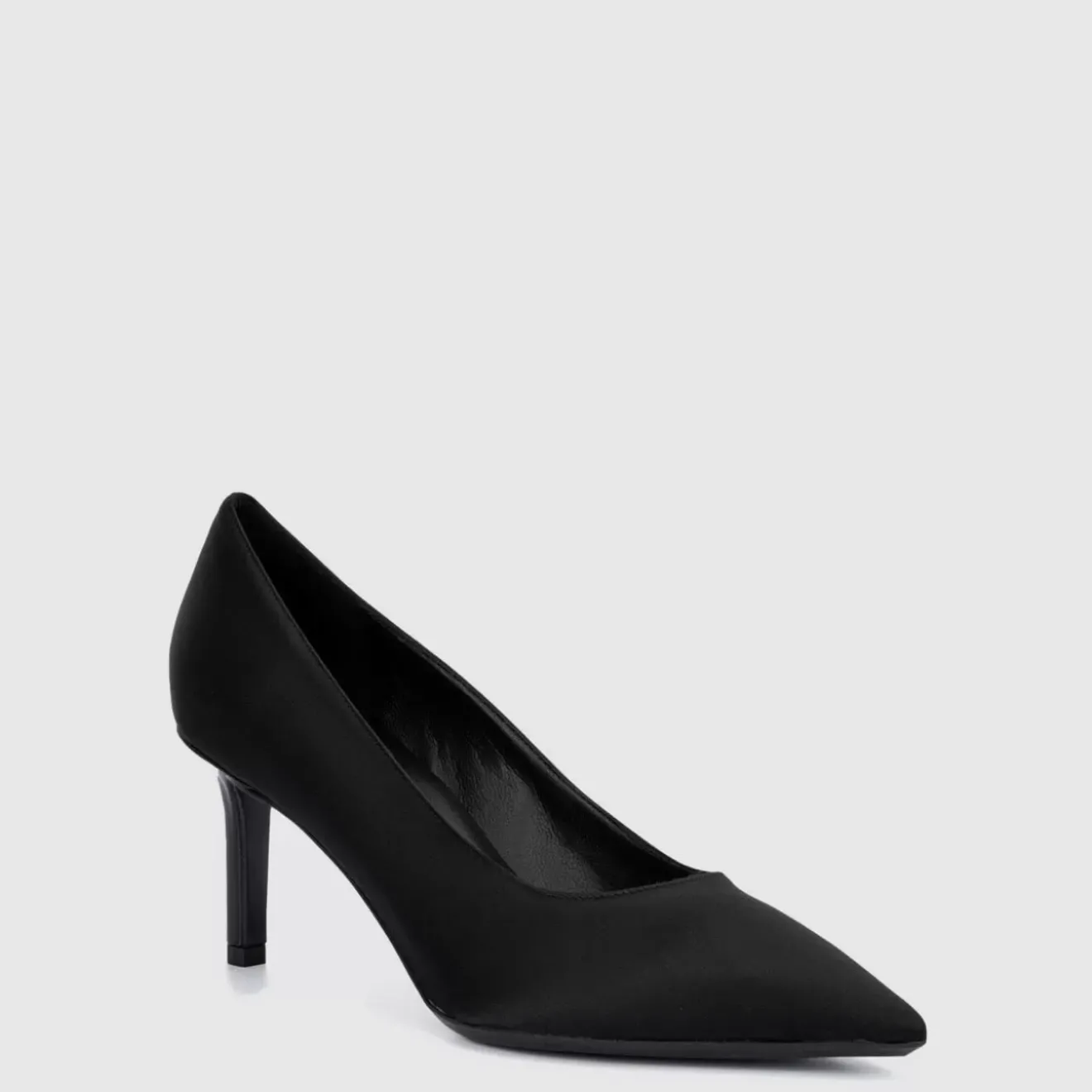 Heels-Aquatalia Melina Black