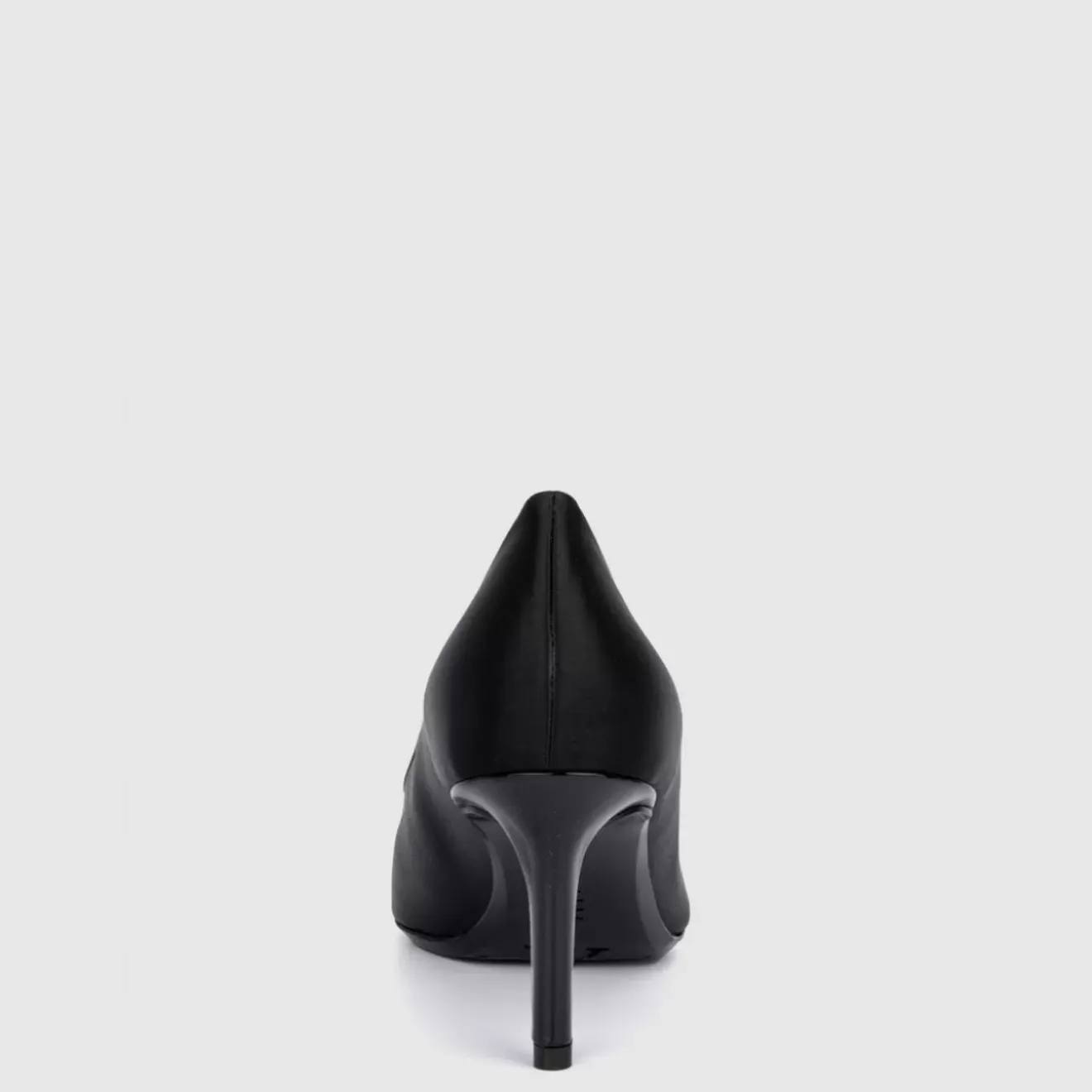 Heels-Aquatalia Melina Black