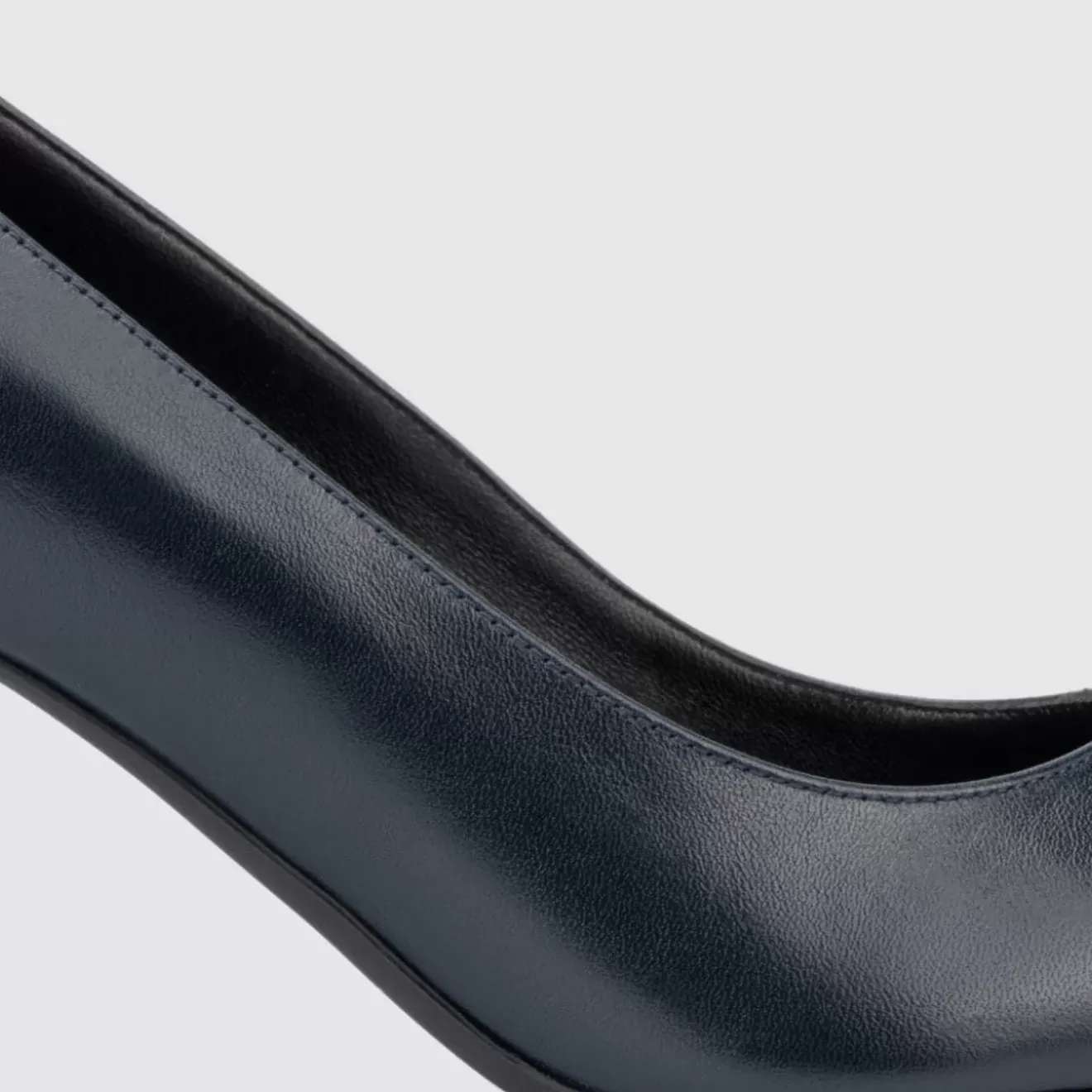 Heels-Aquatalia Melina Aq 24/7 Navy