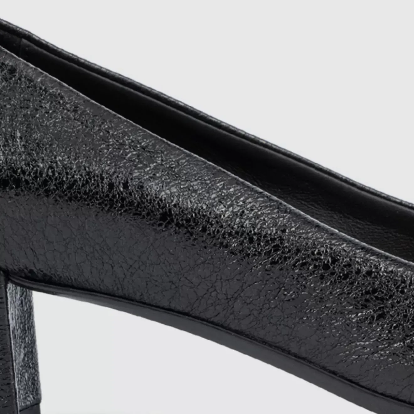 Heels-Aquatalia Pasha Black