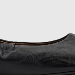 Flats-Aquatalia Quortney Black