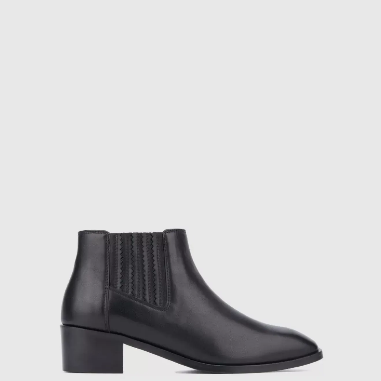 Boots-Aquatalia Rosalin Black
