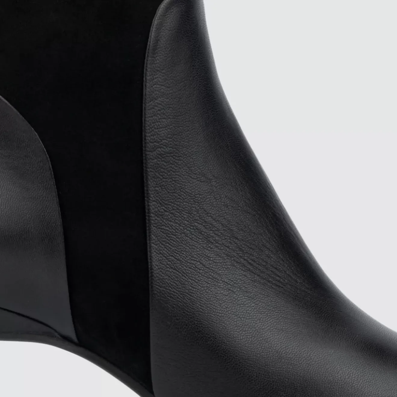Boots-Aquatalia Rowanna Black