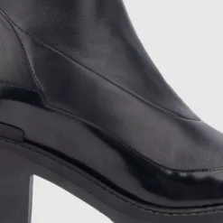 Boots-Aquatalia Vanna Black